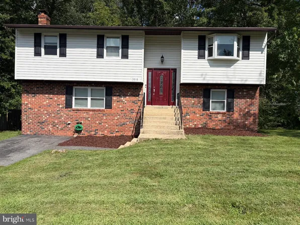 9018 Holly Ave, Waldorf, MD 20601