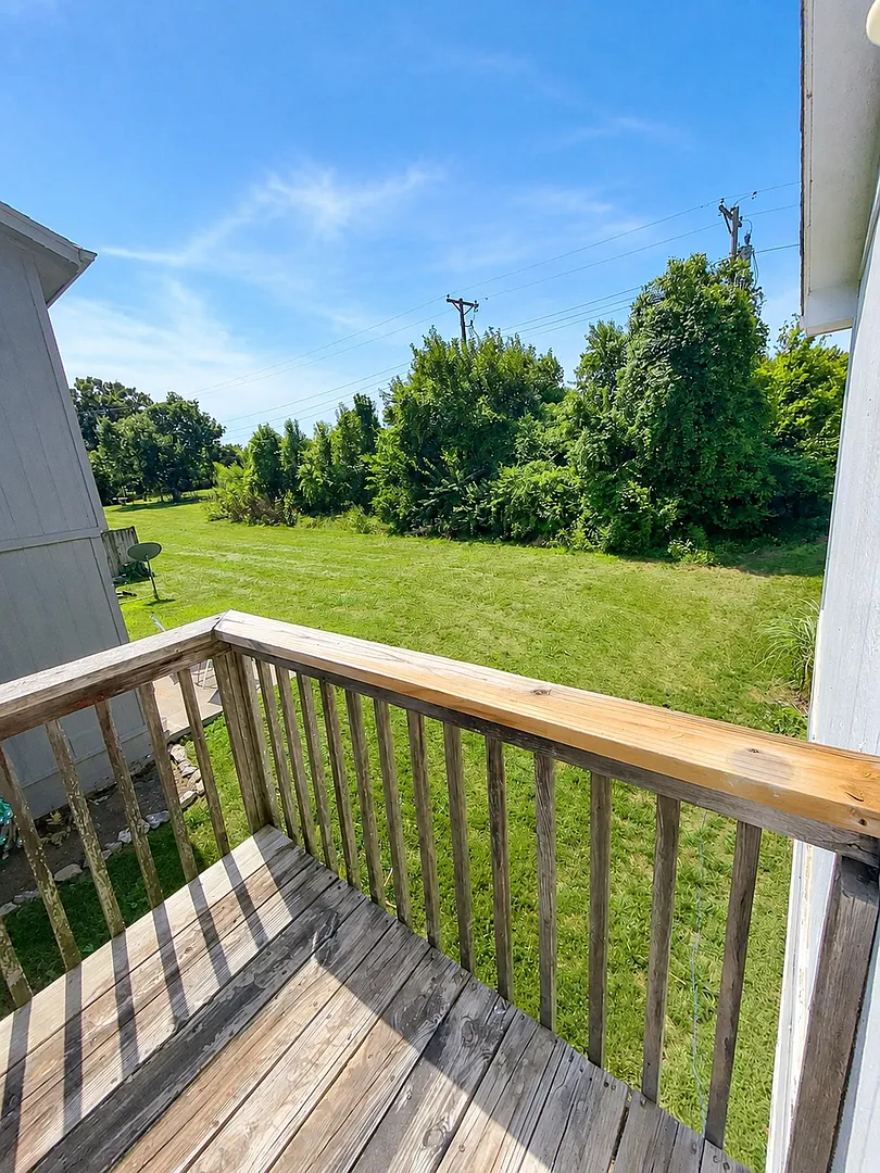 Coming Soon! Spacious 2-Bedroom In Raymore With W/D Hookups! — Photo 2