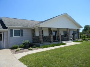 35526 Tv Ln, Prairie Du Chien, WI 53821