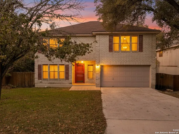 13395 Galicia, Universal City, TX 78148