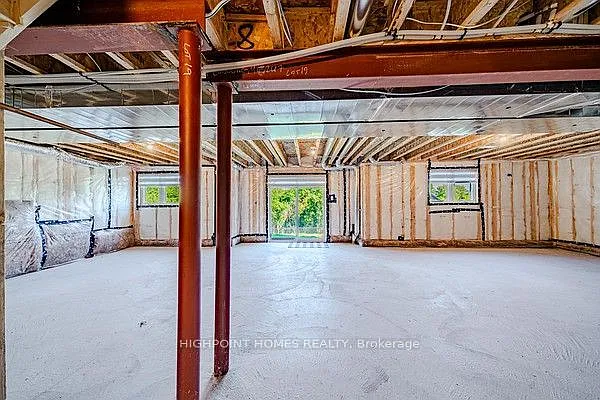 512 Trevor St — Photo 39