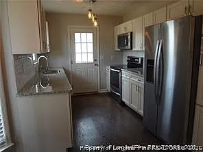 7105 Kearny Ave — Photo 3