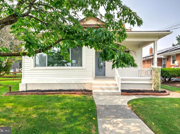 1421 E Derry Rd, Hershey, PA 17033