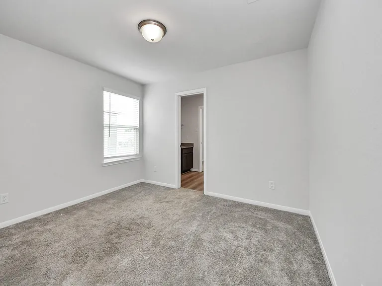 7027 Cedar Breeze Ct — Photo 20