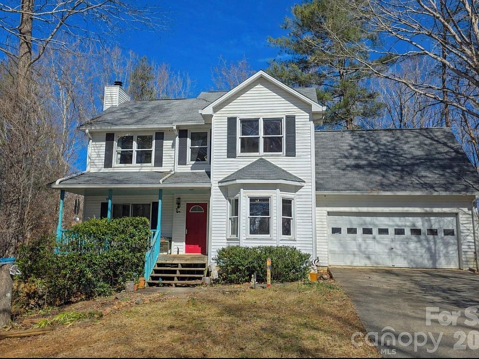 1st image of 28 Sweetbriar Ct