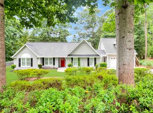 85 Lakeview Ln, Stockbridge, GA 30281
