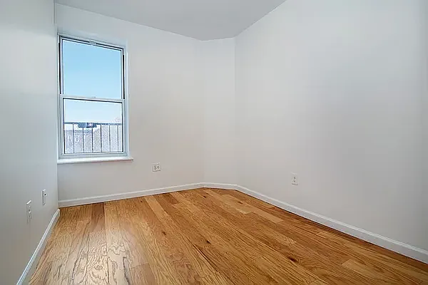 Rented by REAL New York | media 5