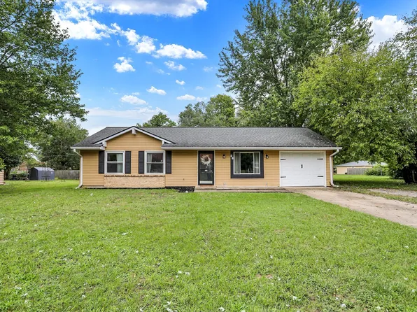 99 N Wagon Rd, Bargersville, IN 46106