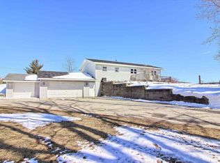 3766 W Center Rd, Kingsley, MI 49649