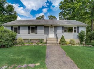 882 Green Pond Rd, Rockaway, NJ 07866