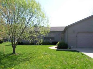 18 Ems B34 Ln, Warsaw, IN 46582