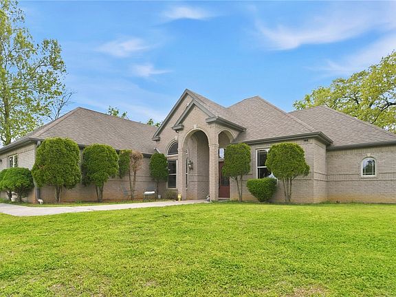 2nd image of 9207 Coker Rd #9209