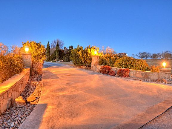 Driveway Entrance
