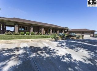 5 N Buhler Rd, Hutchinson, KS 67501