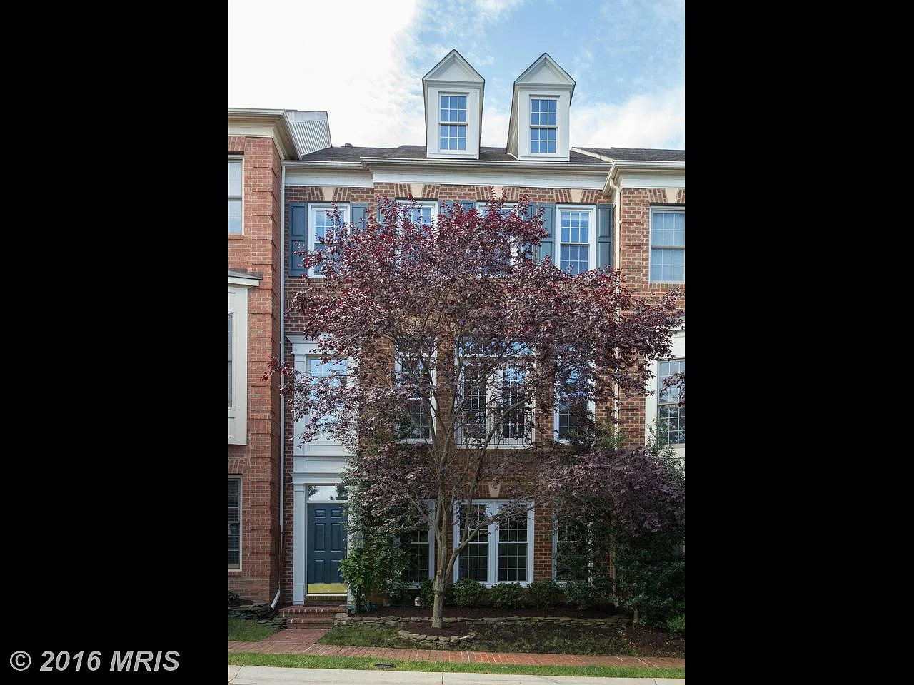 43779 Apache Wells Ter photo 1