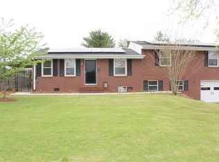 211 Parsons St, Mauldin, SC 29662