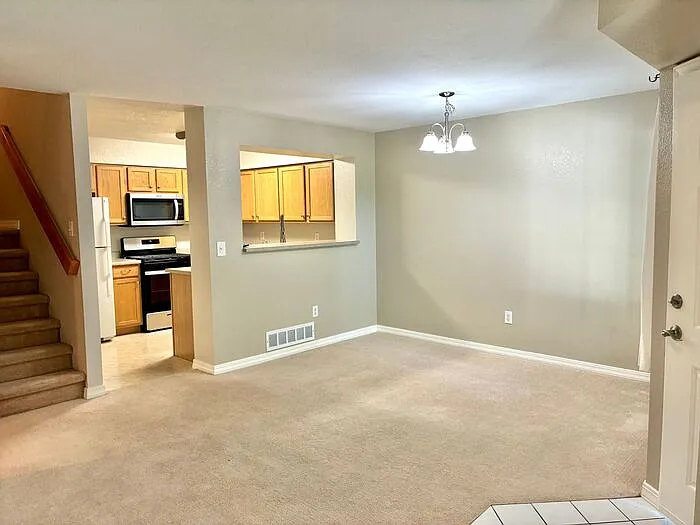 5550 Corbett Dr #A3 — Photo 10