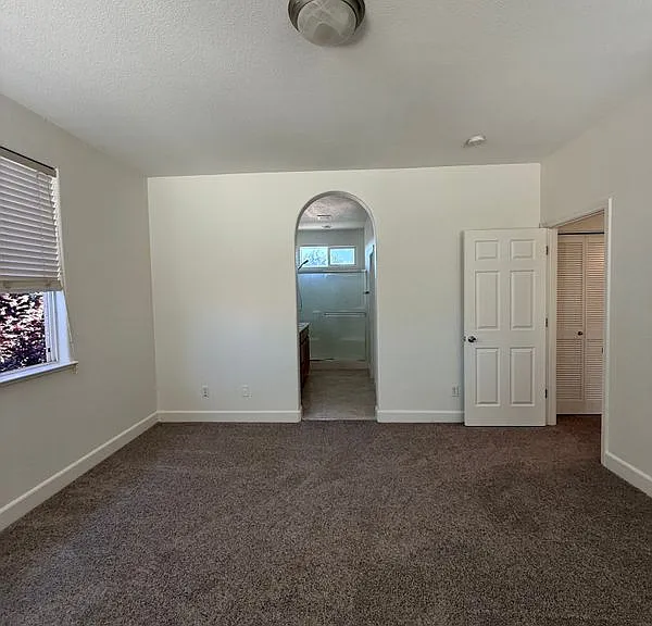 433 Tolman Way — Photo 28