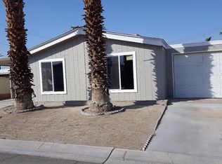 33430 Carlsbad Cir, Thousand Palms, CA 92276