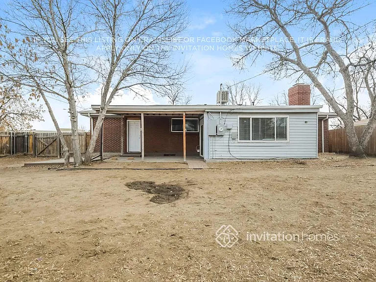 3195 Victor St — Photo 15