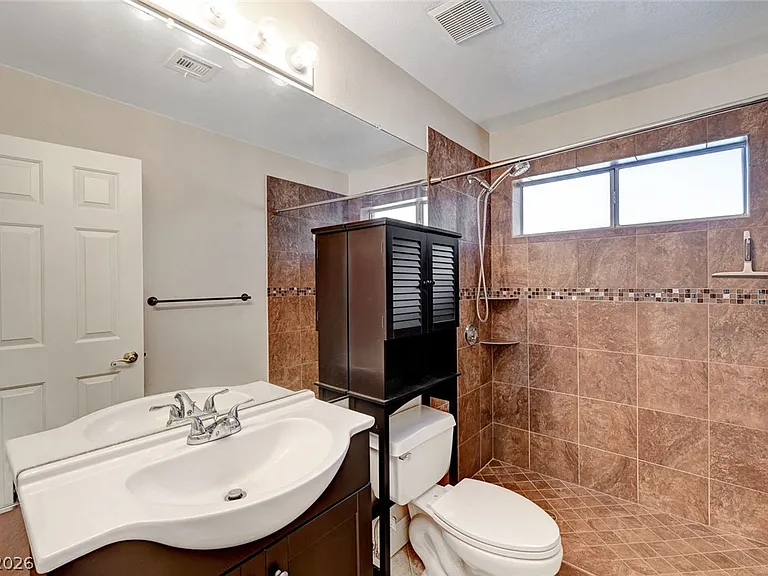 2525 Huber Heights Dr — Photo 50