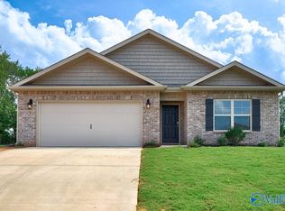 164 Meadowridge Dr, Hazel Green, AL 35750