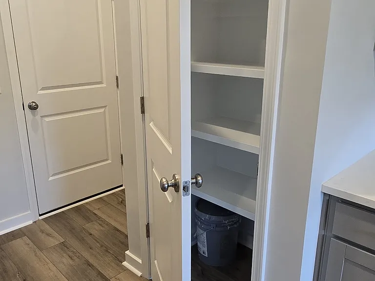 579 Cape Cod Way — Photo 9