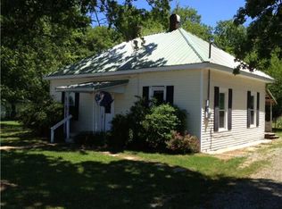 410 N Church St, Ethridge, TN 38456