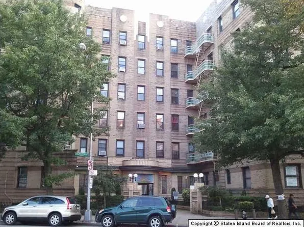 1120 Brighton Beach Ave APT 5V, Brooklyn, NY 11235