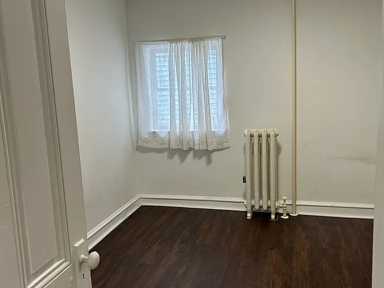 106 S 2nd St #2 — Photo 10