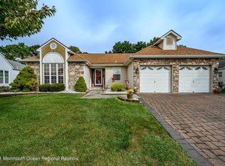 121 Narberth Way, Toms River, NJ 08757