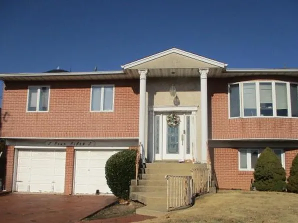 450 Hungry Harbor Road, Valley Stream, NY 11581