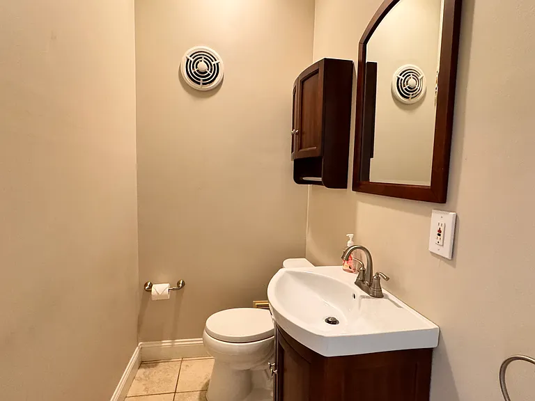 223 Lehigh Ave — Photo 14
