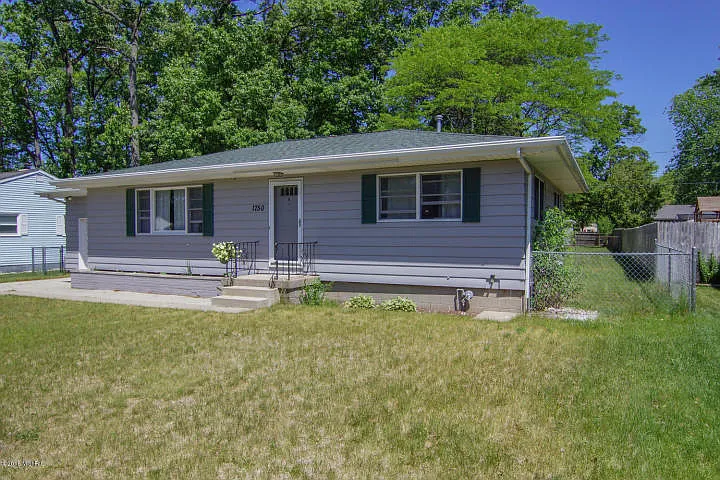 1750 Leif Ave photo 1