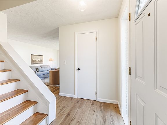 4th image of 507 Winchester St