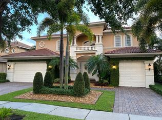 827 Edgebrook Ln, West Palm Beach, FL 33411