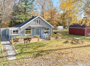 53 Playfair Dr, Tay, ON L0K2C0