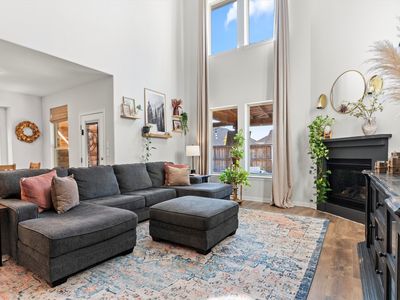 1922 Holy Unity Ln, Saint Paul, TX, 75098