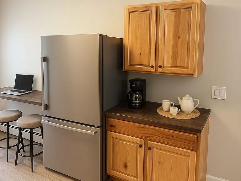 55 Lake Ave #B — Photo 2
