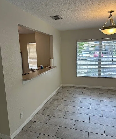 218 Draw Bridge Ln — Photo 12