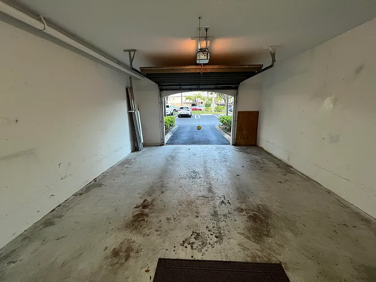 1100 Crestwood Ct S #1103 — Photo 13