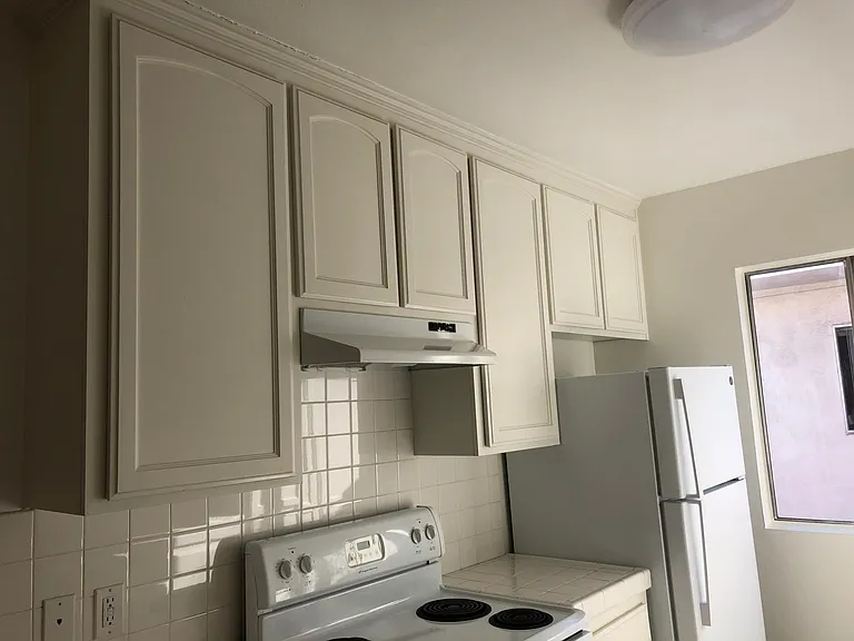 541 N Orlando Ave #5 — Photo 4
