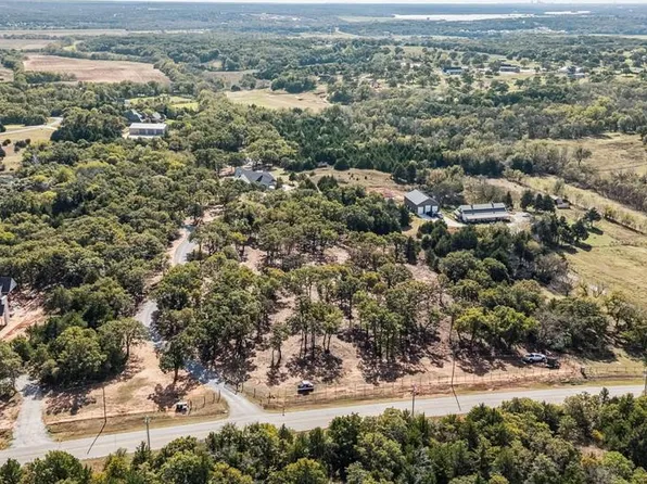 E Covell Rd, Arcadia, OK 73007