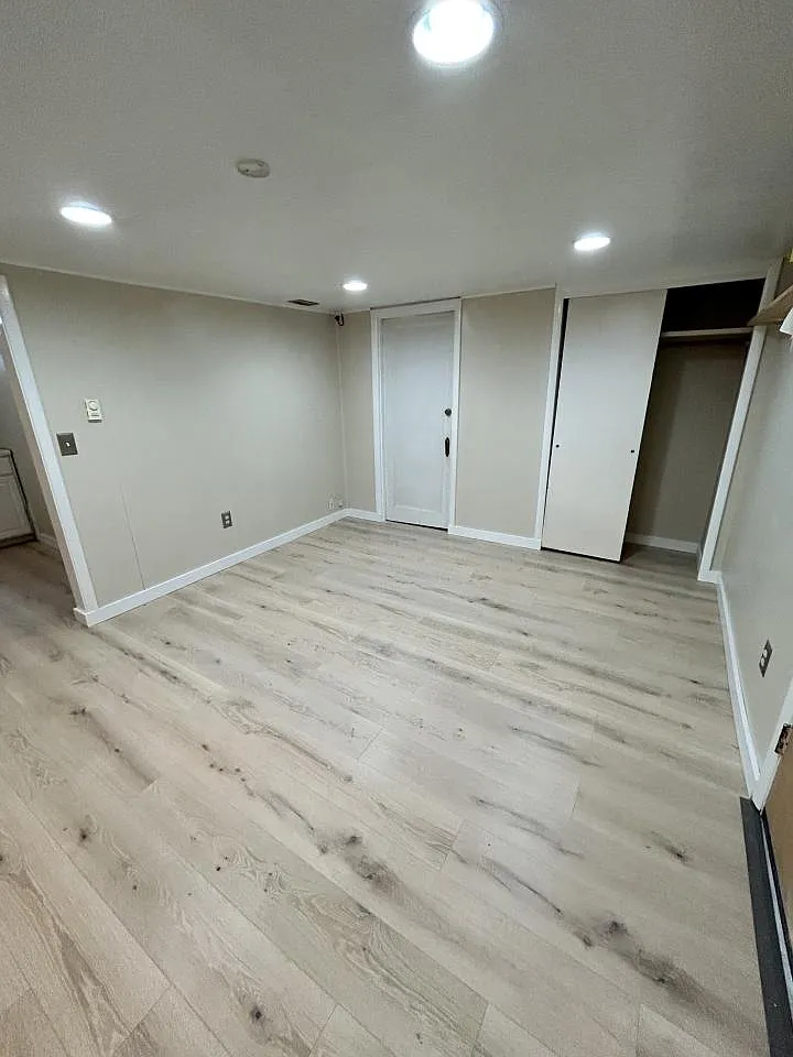 Studio, 1.0 bath, $695 — Photo 2