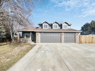 1580 N Santa Rosa Pl, Meridian, ID 83642