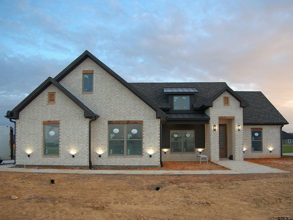 1st image of 16284 E Eagle Ln