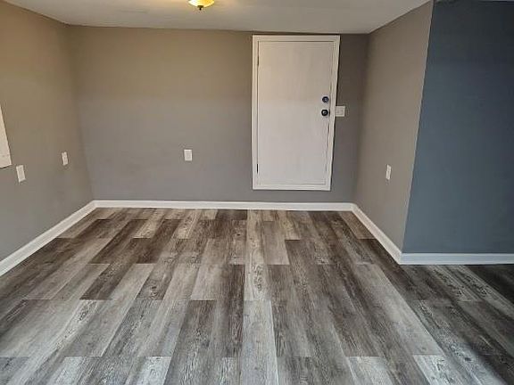 5th image of 1113 35th St