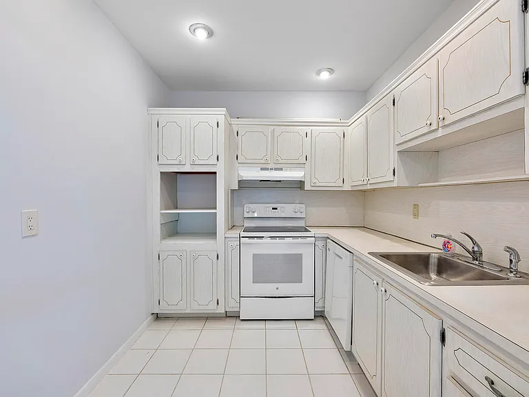 2851 S Ocean Blvd #7-E — Photo 11