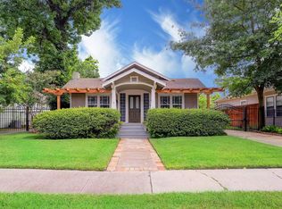 1031 W Melwood St, Houston, TX 77009