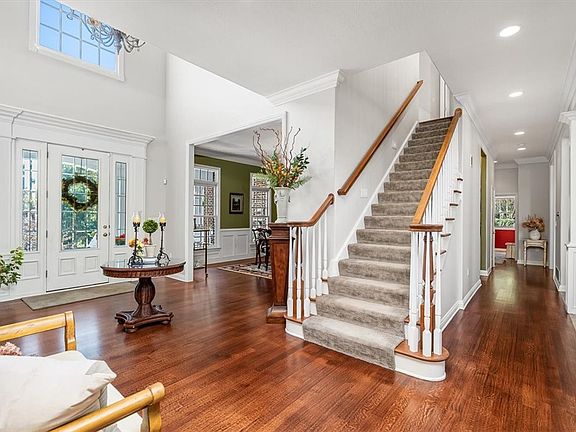 5th image of 2111 Grandeur Dr
